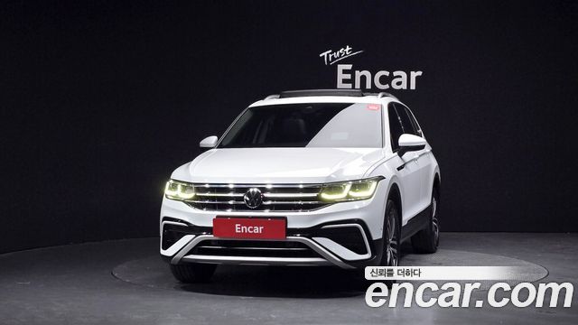 Volkswagen Tiguan 2.0 TSI Prestige - фото 2
