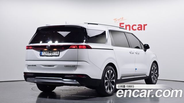 Kia Carnival 4-го поколения 7-Seater Noblesse - фото 1