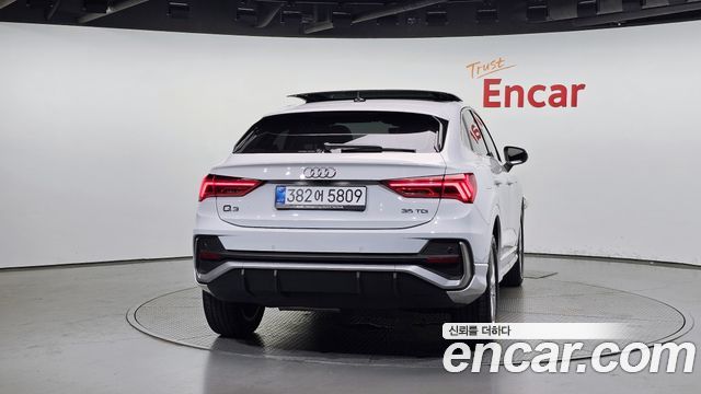 Audi Q3 F3 35 TDI Premium Sportback - фото 3