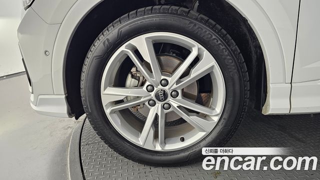 Audi Q3 F3 35 TDI Premium Sportback - фото 4