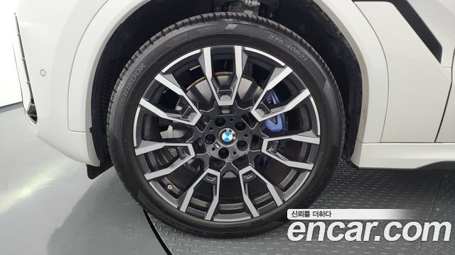 BMW X6 G06 xDrive40i M Sport - фото 4