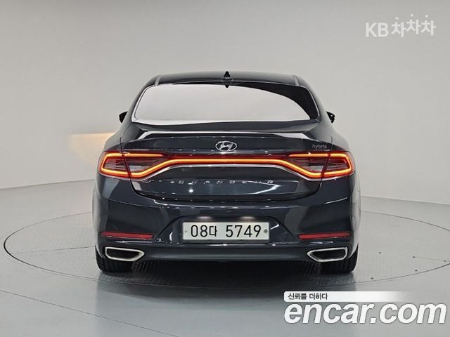 Hyundai Grandeur IG, гибрид Premium - фото 3