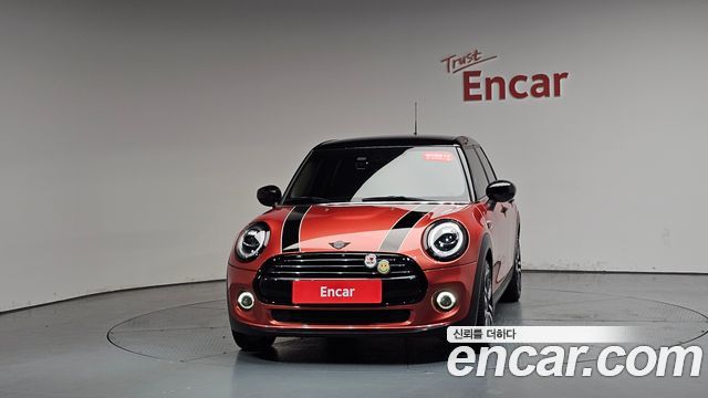 Mini Cooper 5Door Rosewood Edition 3rd - фото 2