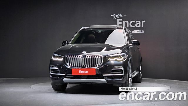 BMW X5 G05 xDrive 40i xLine - фото 2