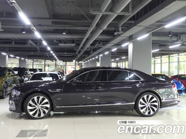 Bentley Flying Spur 3-го поколения 4.0 Azure - фото 1