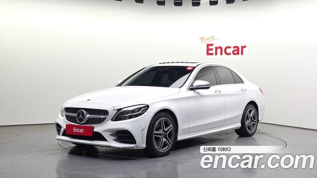 Mercedes-Benz C-Class W205 C200 AMG Line - фото 0
