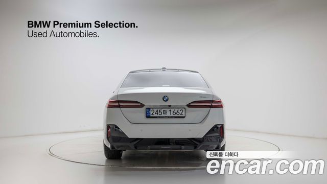 BMW 5-Series G60 520i M Sport - фото 2