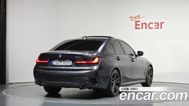 BMW 3-Series G20 320i M Sport - фото 1