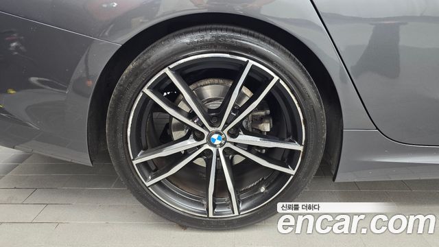 BMW 3-Series G20 320i M Sport - фото 4