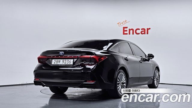 Toyota Avalon 5-го поколения 2.5 Hybrid - фото 1