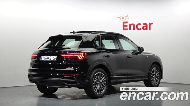 Audi Q3 F3 40 TFSI Quattro Premium - фото 1