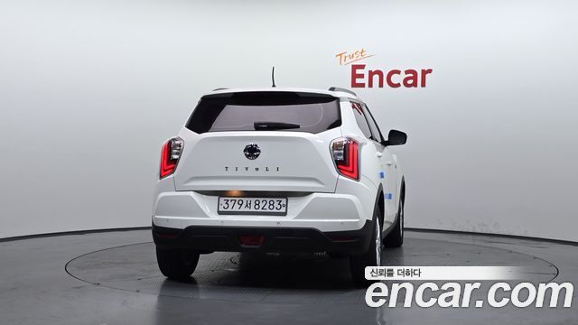 SsangYong Tivoli Gasoline 1.5 2WD V3 - фото 3