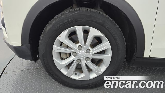 SsangYong Tivoli Gasoline 1.5 2WD V3 - фото 4