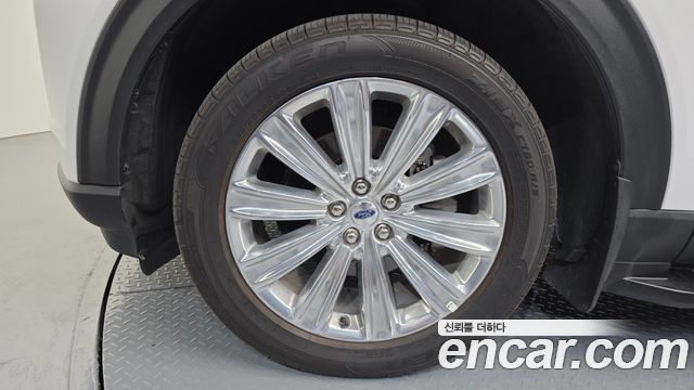 Ford Explorer 6-го поколения 2.3 LimIted 4WD - фото 4