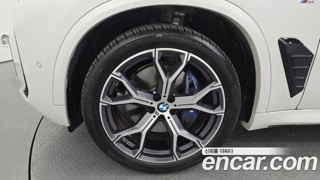 BMW X5 G05 xDrive 40i M Sport - фото 4