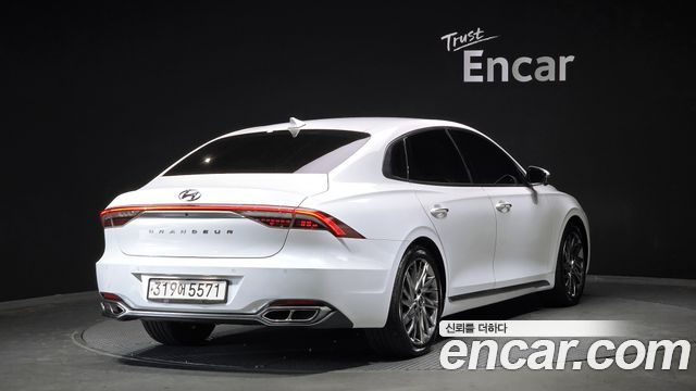 Hyundai Grandeur Новый IG 2.5 Calligraphy - фото 1