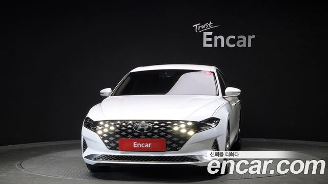 Hyundai Grandeur Новый IG 2.5 Calligraphy - фото 2
