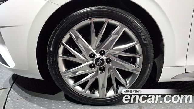 Hyundai Grandeur Новый IG 2.5 Calligraphy - фото 4