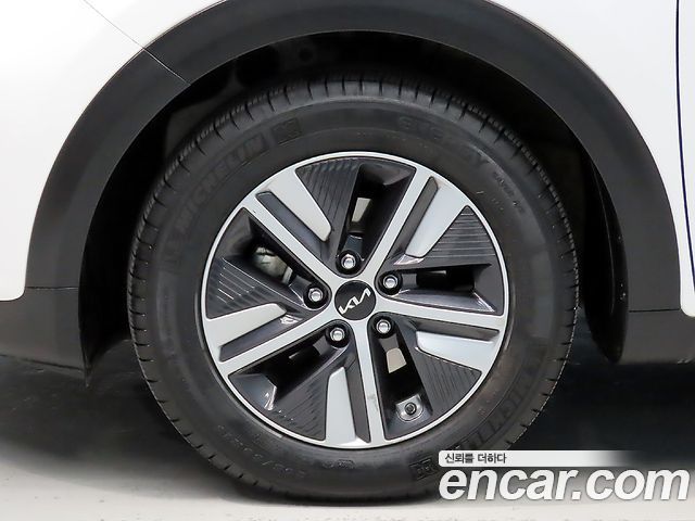 Kia Niro Новый 1.6 HEV Noblesse - фото 4