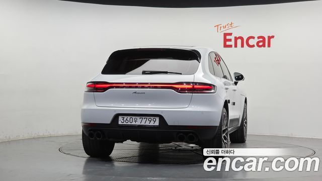 Porsche Macan 2.0 95B - фото 2