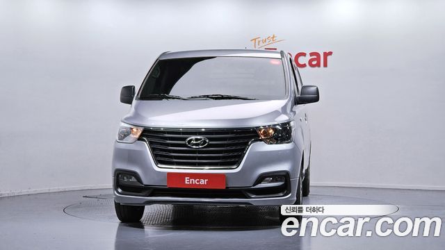Hyundai Starex Новый Van 3-Seater Smart - фото 2
