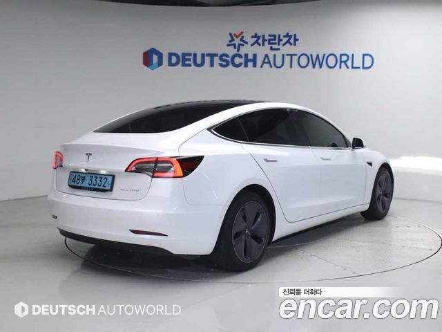 Tesla Model 3 Long Range AWD - фото 1