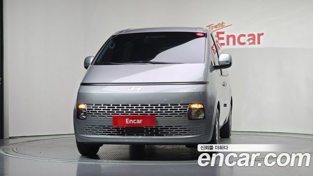 Hyundai Staria HEV 1.6 Cargo 5-Seater Modern - фото 2