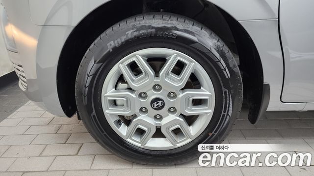 Hyundai Staria HEV 1.6 Cargo 5-Seater Modern - фото 4