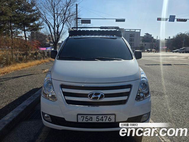 Hyundai Starex 4WD Camping car - фото 1
