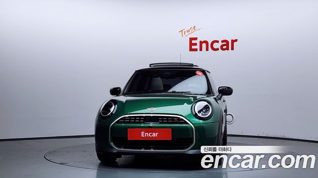 Mini Cooper 4-го поколения Favoured - фото 2