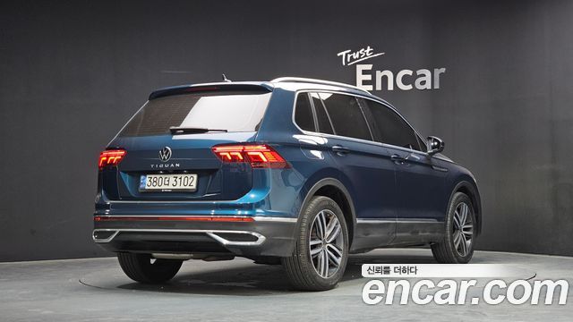 Volkswagen Tiguan 2-го поколения 2.0 TDI Prestige - фото 1