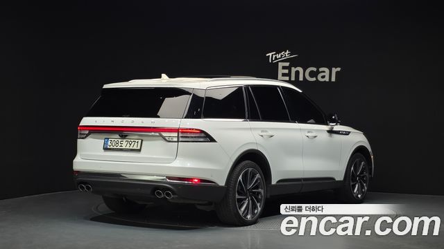 Lincoln Aviator 2-го поколения 3.0 Reserve AWD - фото 1