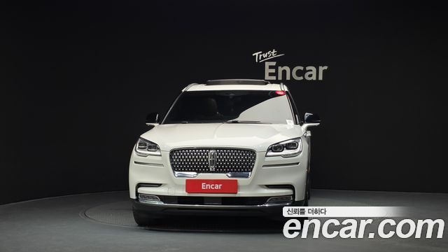 Lincoln Aviator 2-го поколения 3.0 Reserve AWD - фото 2