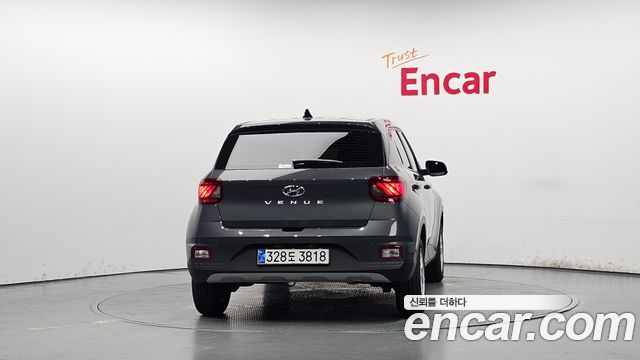 Hyundai Venue 1,6 Premium - фото 2