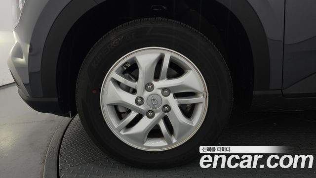 Hyundai Venue 1,6 Premium - фото 3
