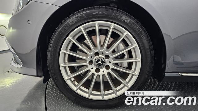 Mercedes-Benz E-Class W213 E250 Exclusive - фото 4