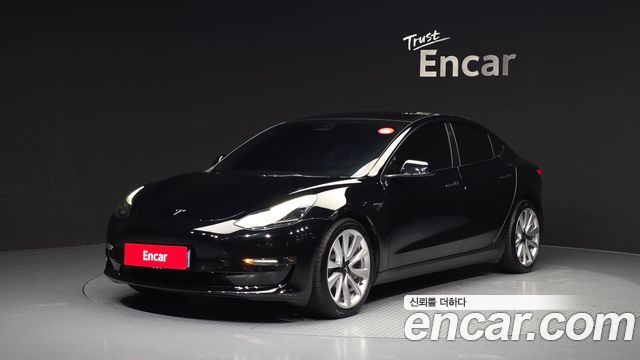 Tesla Model 3 Long Range AWD - фото 0