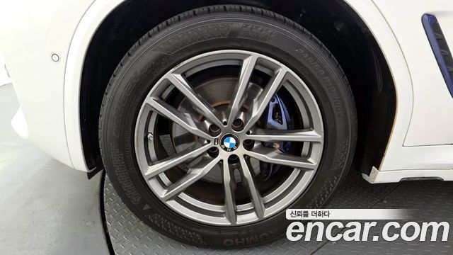 BMW X3 G01 xDrive 20d M Sport - фото 4