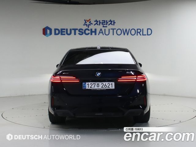 BMW 5-Series G60 530i xDrive M Sport - фото 3