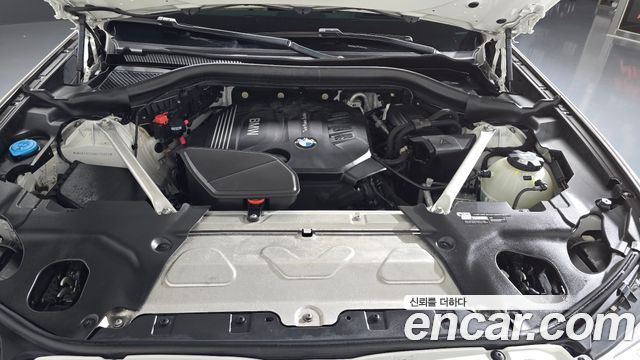 BMW X3 G01 xDrive 20d M Sport - фото 4