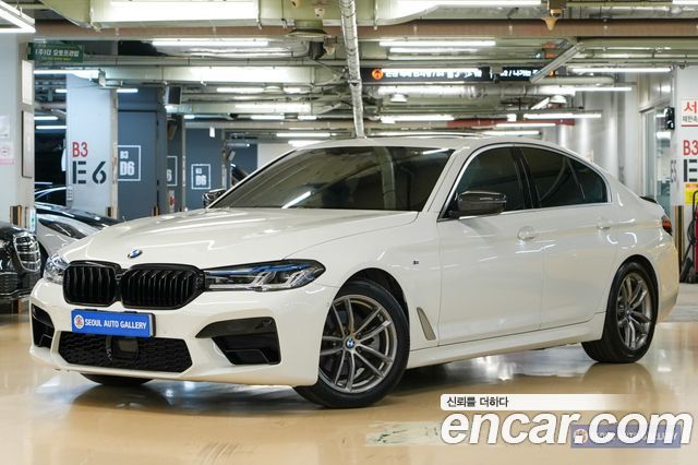 BMW 5-Series G30 520d xDrive M Sport Package Plus - фото 0