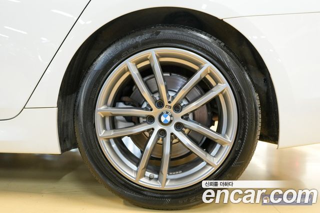 BMW 5-Series G30 520d xDrive M Sport Package Plus - фото 4