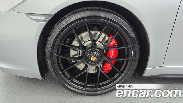 Porsche 911 Carrera GTS Cabriolet 991 - фото 4