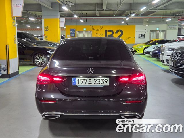 Mercedes-Benz E-Class W213 E250 Avantgarde - фото 3