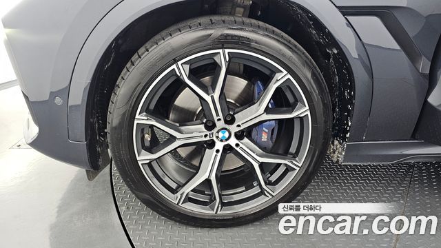 BMW X6 G06 xDrive40i M Sport - фото 4