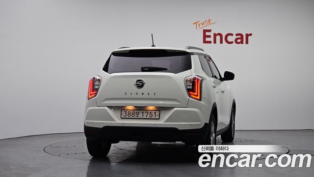 SsangYong Tivoli Gasoline 1.5 2WD V3 - фото 3