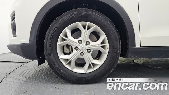 SsangYong Tivoli Gasoline 1.5 2WD V3 - фото 4