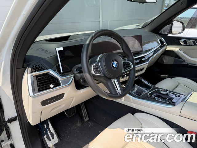 BMW X5 G05 M60i - фото 4