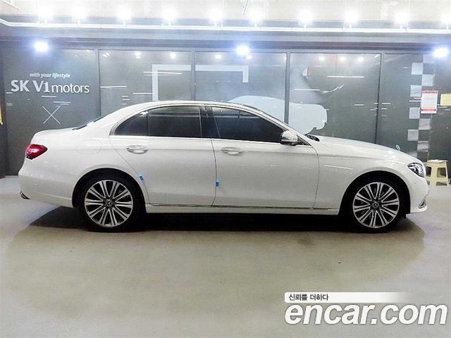 Mercedes-Benz E-Class W213 E450 4MATIC Exclusive - фото 2
