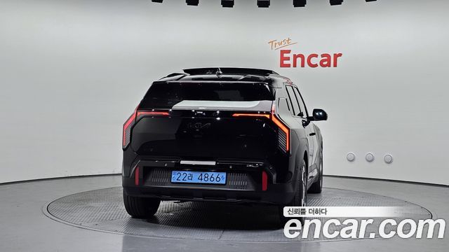 Kia EV3 Long Range 2WD Earth - фото 3